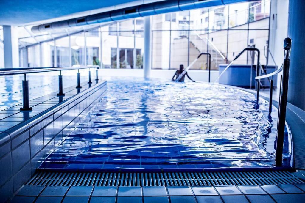 Premium Apartment For Old Town & Jewish Quarter - Balcony Plus Pool Onsite Cracovia Exterior foto