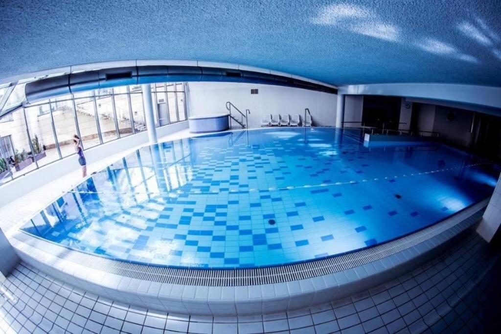 Premium Apartment For Old Town & Jewish Quarter - Balcony Plus Pool Onsite Cracovia Exterior foto