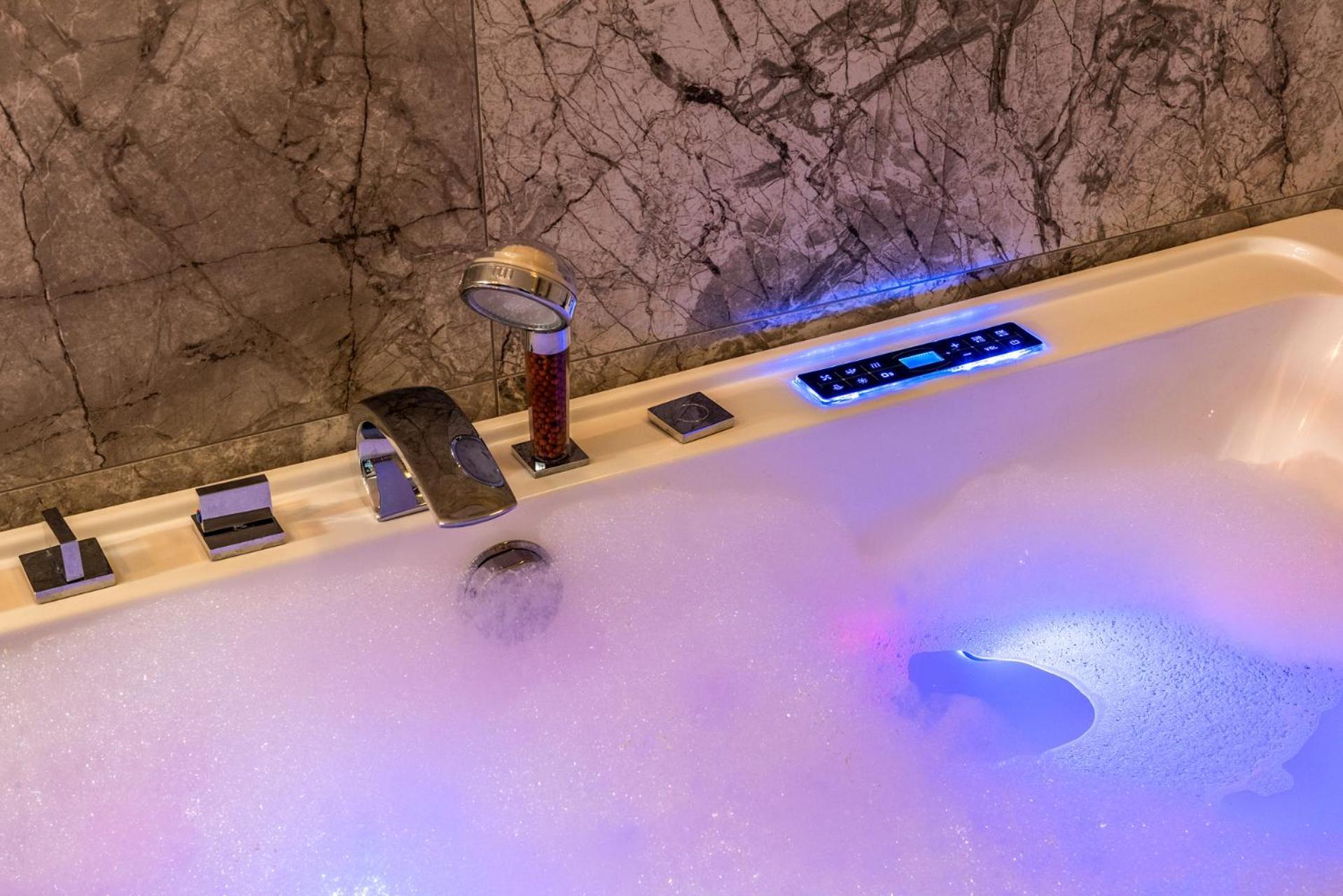 Premium Apartment For Old Town & Jewish Quarter - Balcony Plus Pool Onsite Cracovia Exterior foto